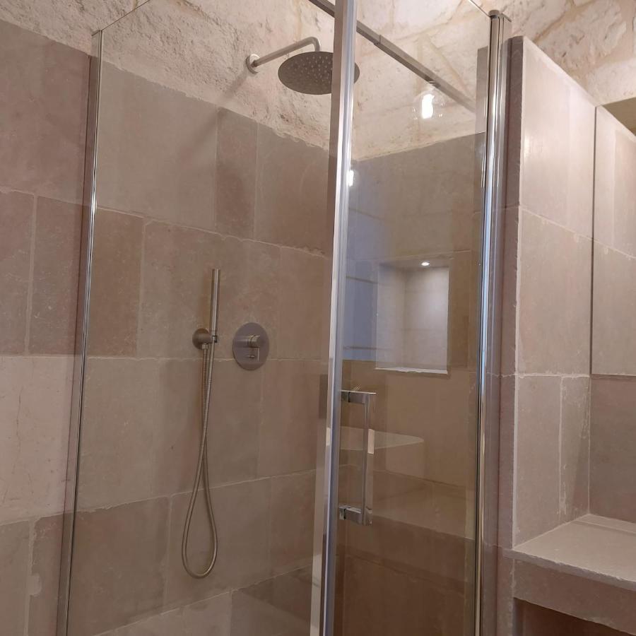 Palazzo Momi Bed & Breakfast Bari Eksteriør bilde