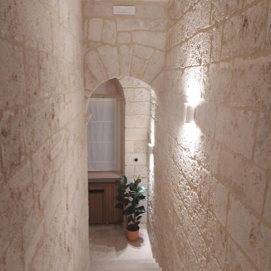 Palazzo Momi Bed & Breakfast Bari Eksteriør bilde