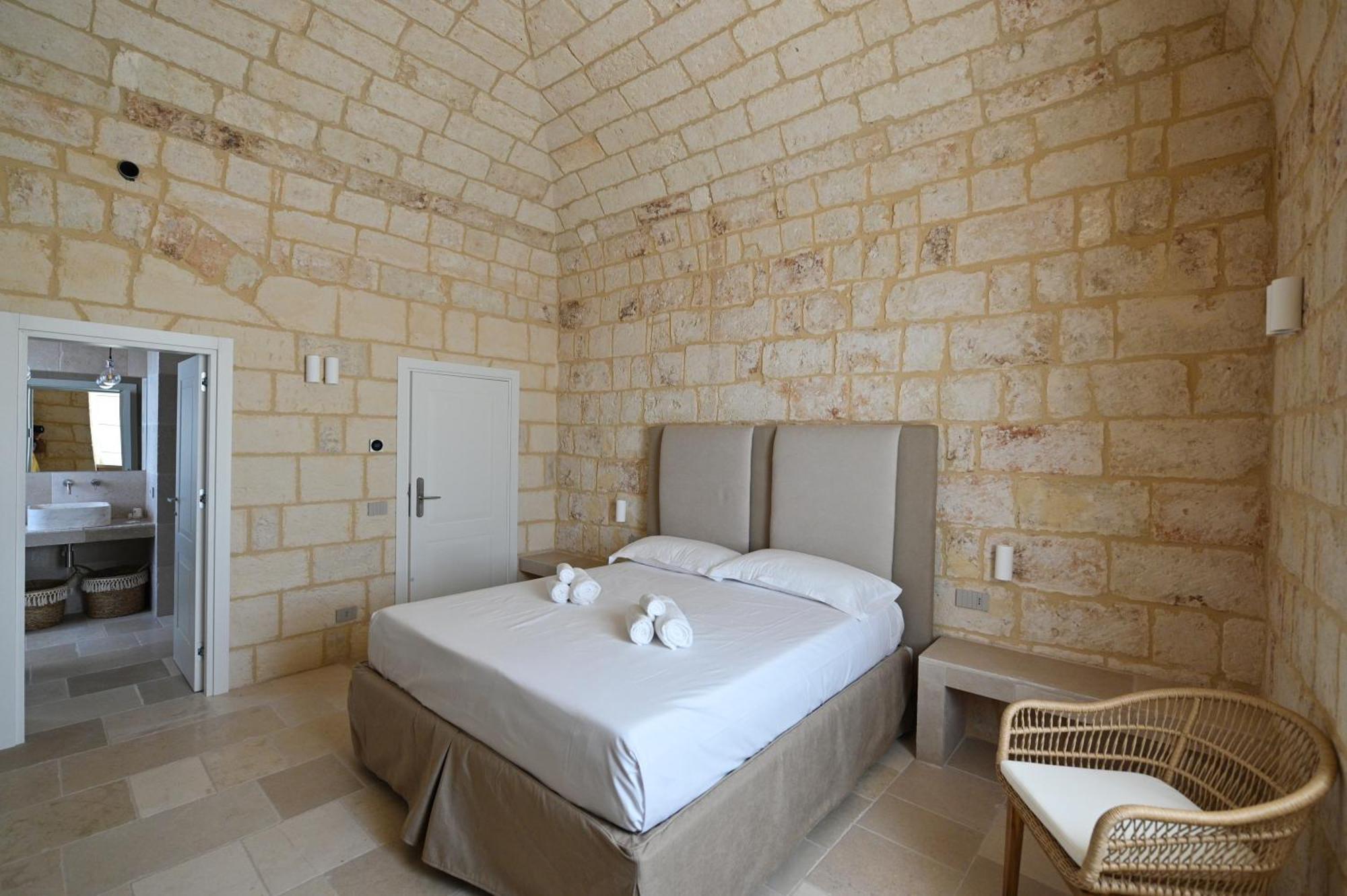 Palazzo Momi Bed & Breakfast Bari Eksteriør bilde