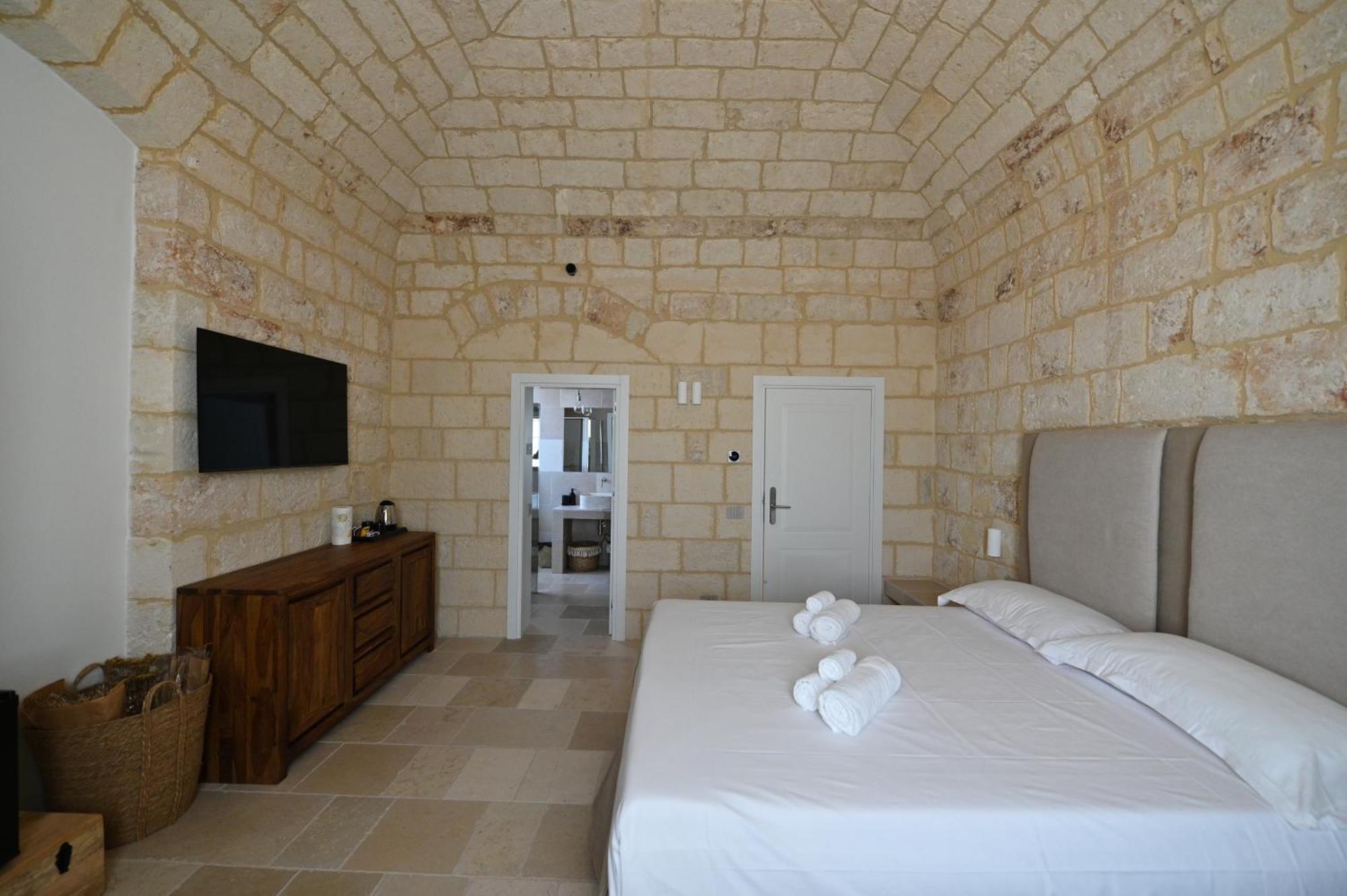 Palazzo Momi Bed & Breakfast Bari Eksteriør bilde
