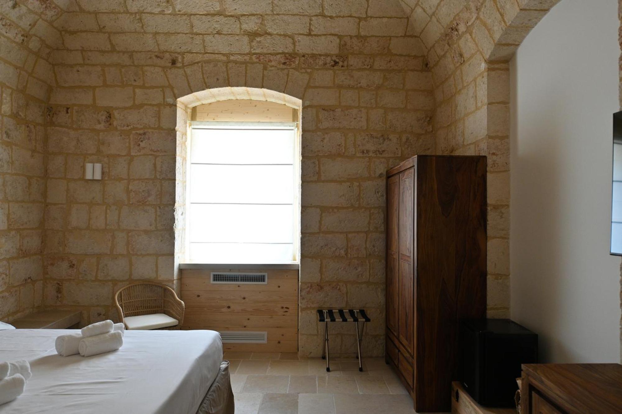 Palazzo Momi Bed & Breakfast Bari Eksteriør bilde